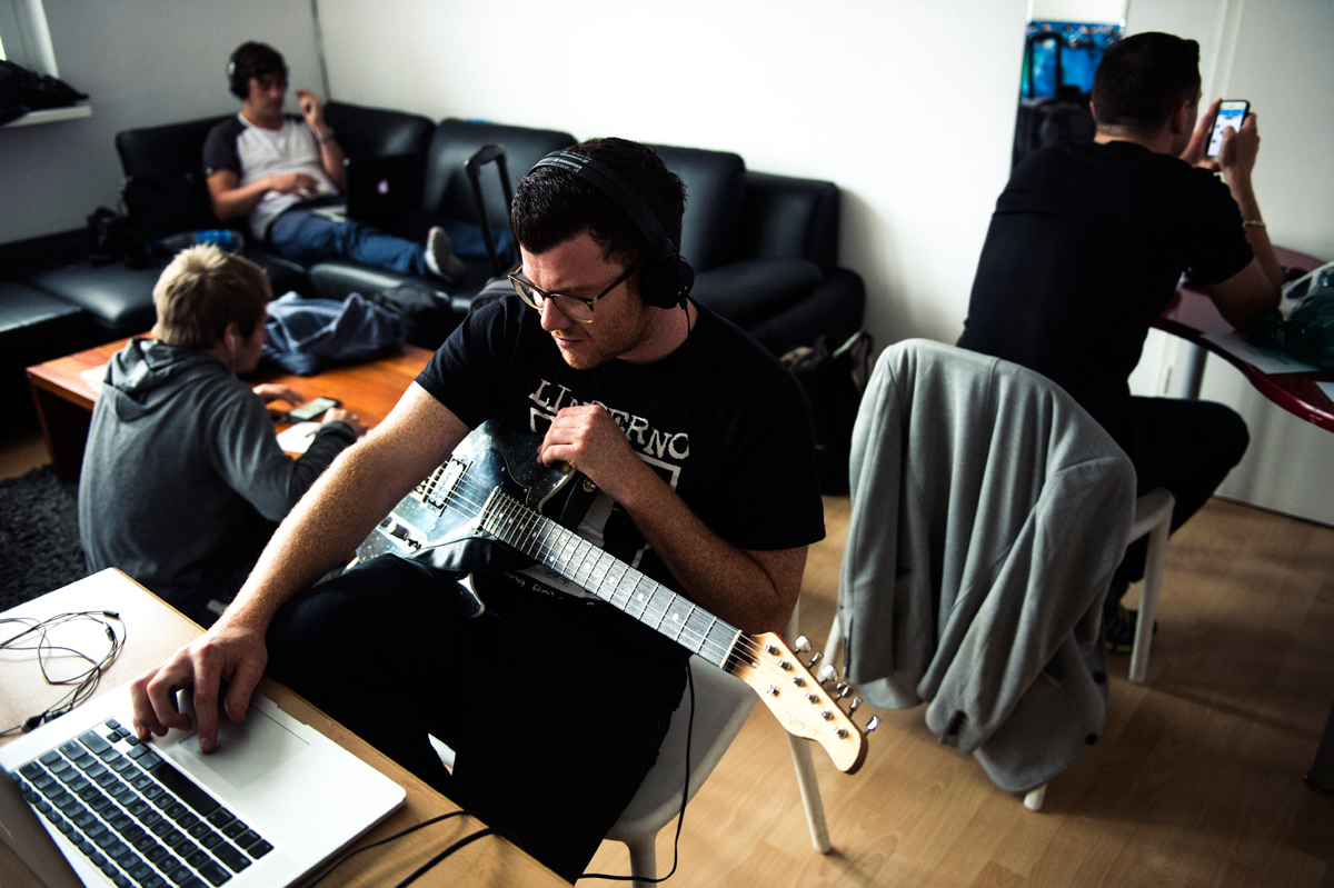 Enter-Shikari_2015-08