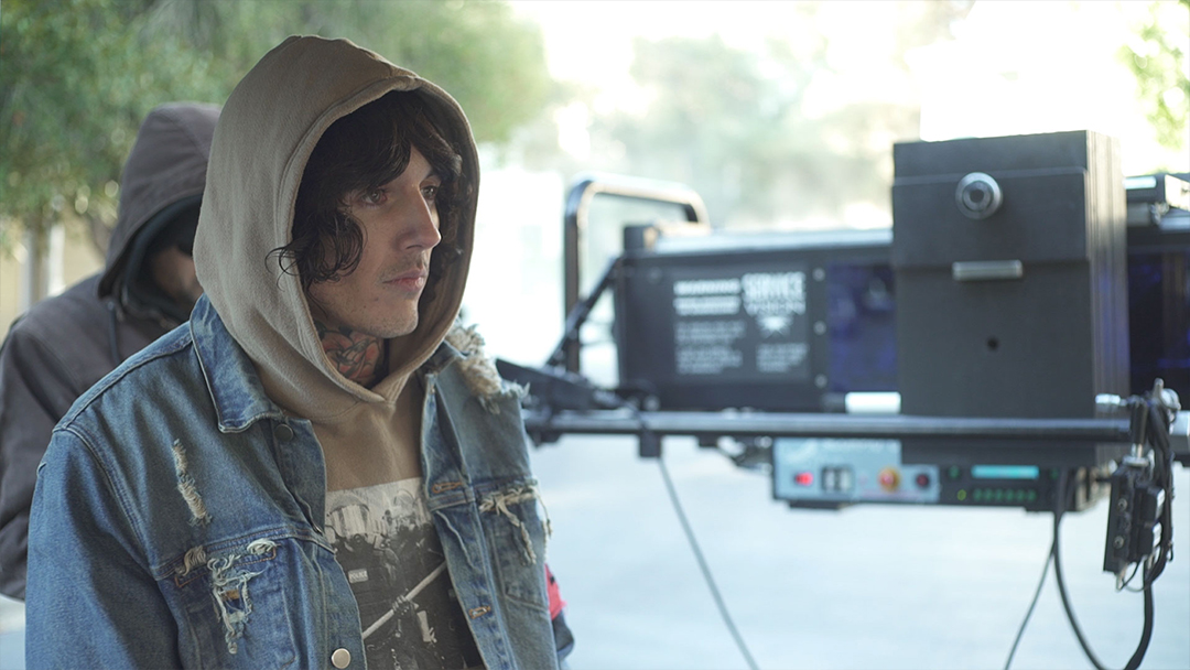 Bring Me The Horizon Behind the Scenes del vídeo de "Follow You" The Backstage