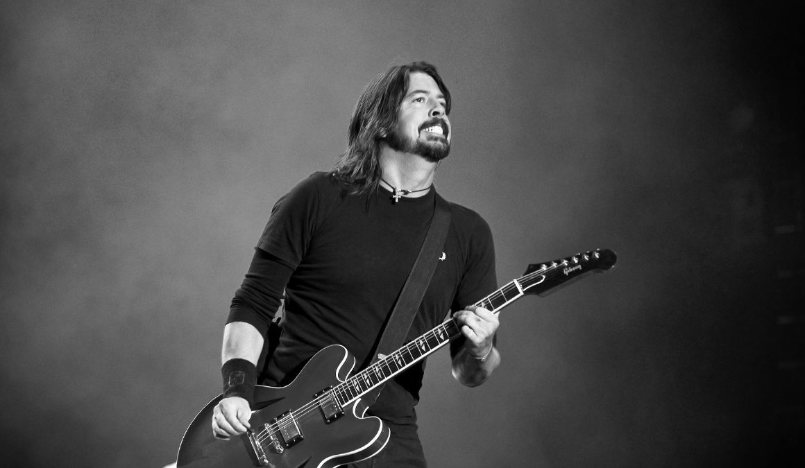 foo fighters live