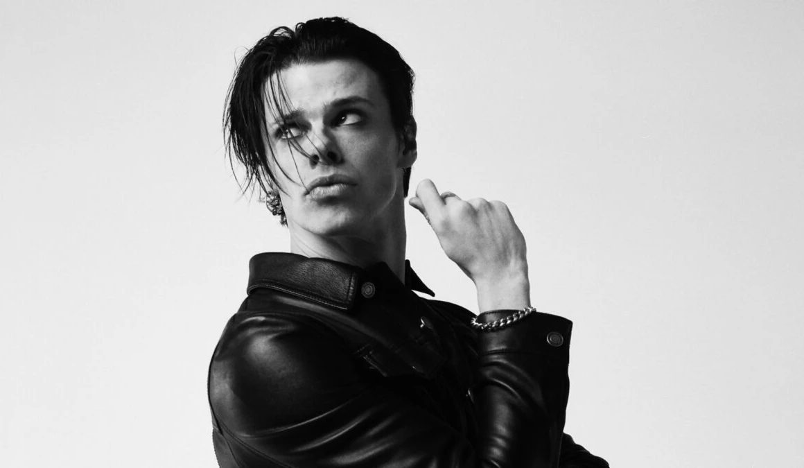 【アップル】YUNGBLUD 3点 まとめ Yungblud anuncia su nuevo álbum 'Idols' - The Backstage